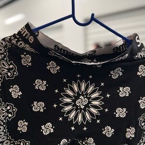 Supreme Black and White Bandana Print Apparel